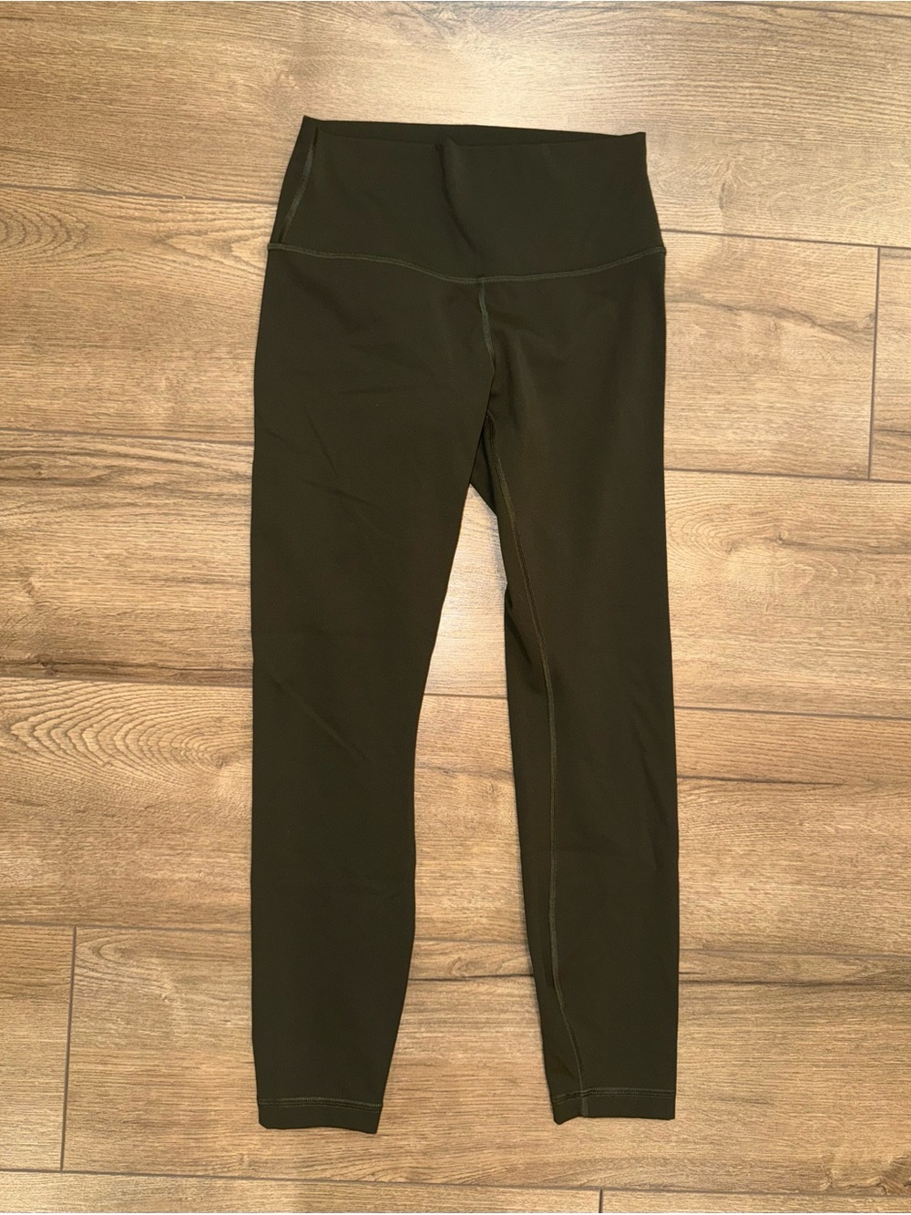 Lululemon Women’s Leggings Size 6 Olive Green 25” Inseam